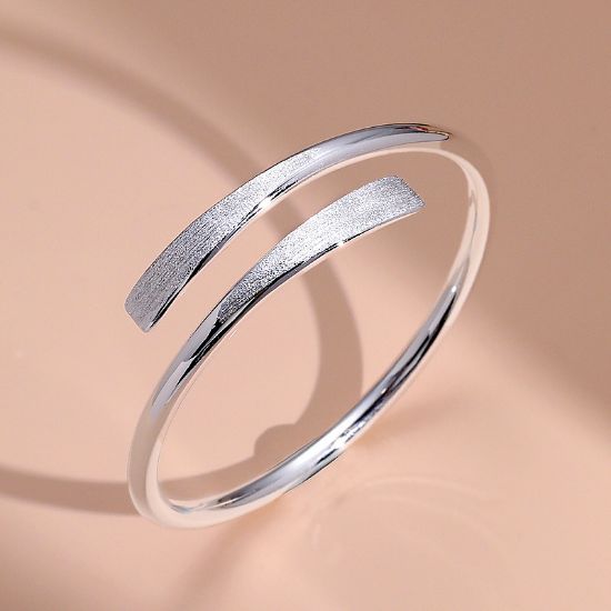 图片 Drawn Handover Open Silver Bracelet